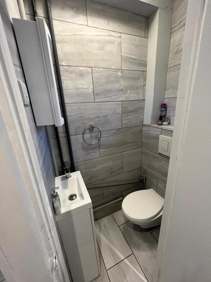 Double Room Shared Toilet
