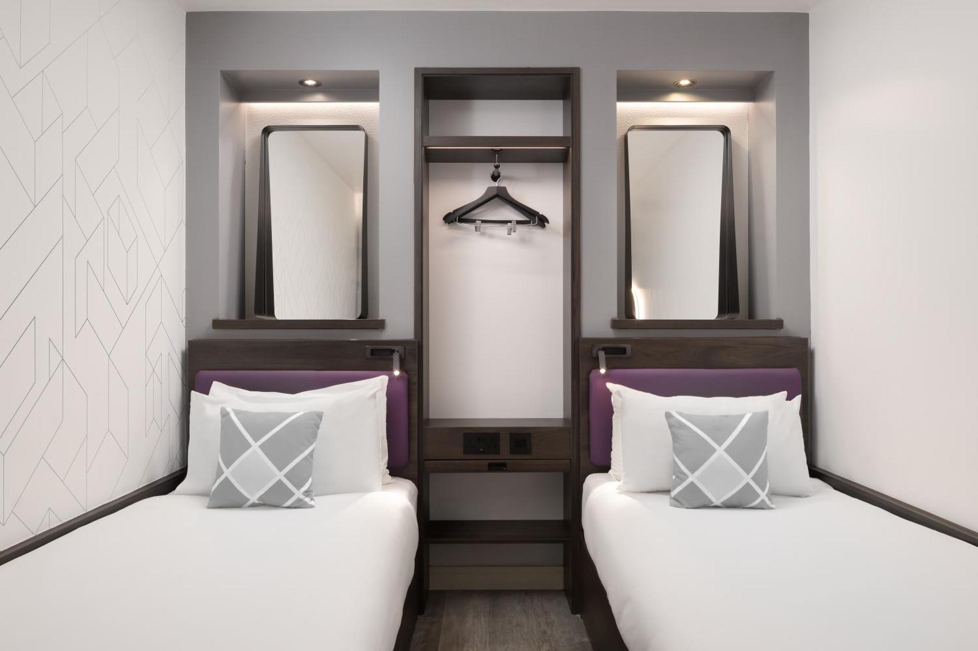 Windowless Twin Guest room 2 Twin