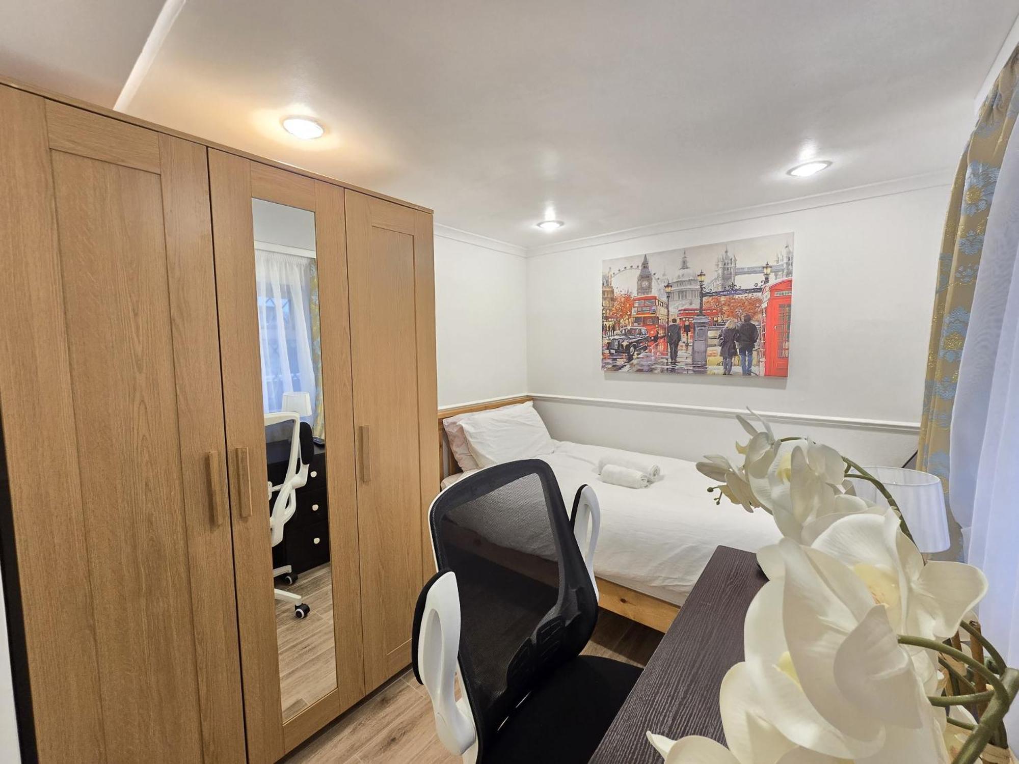 Single Room Private Bathroom