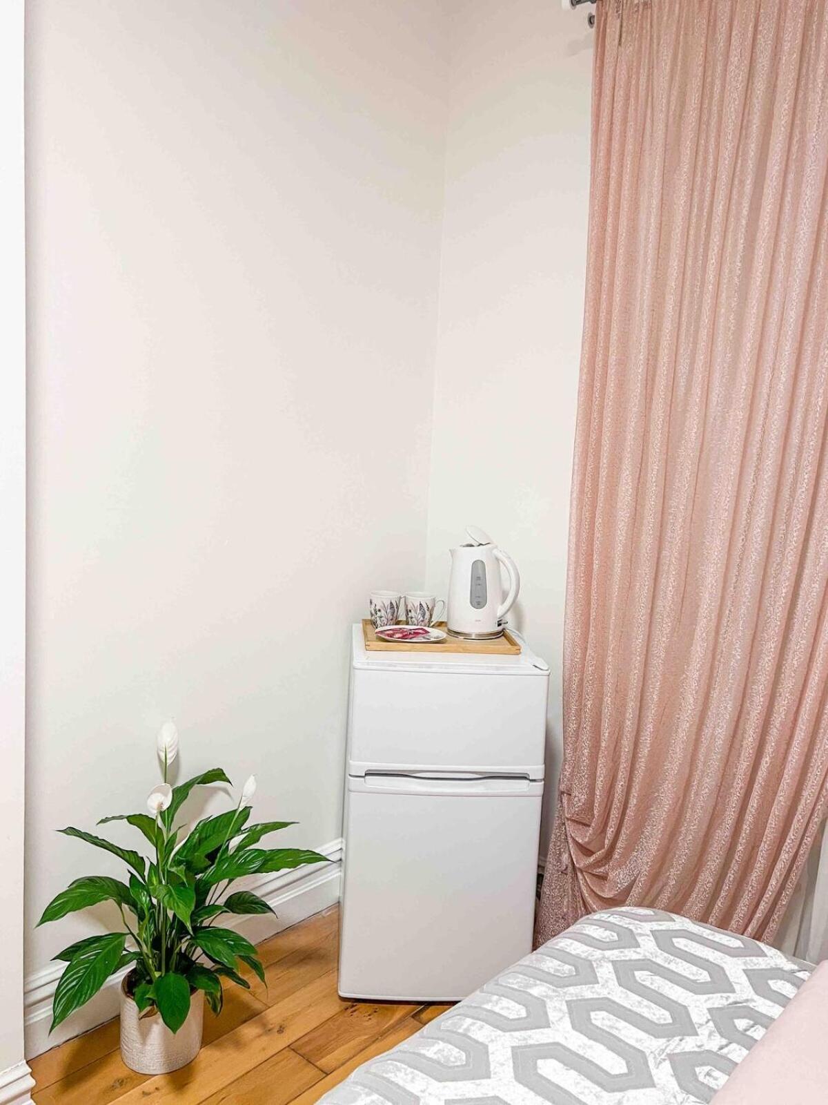 Large Double Room,1668181765:JPEG