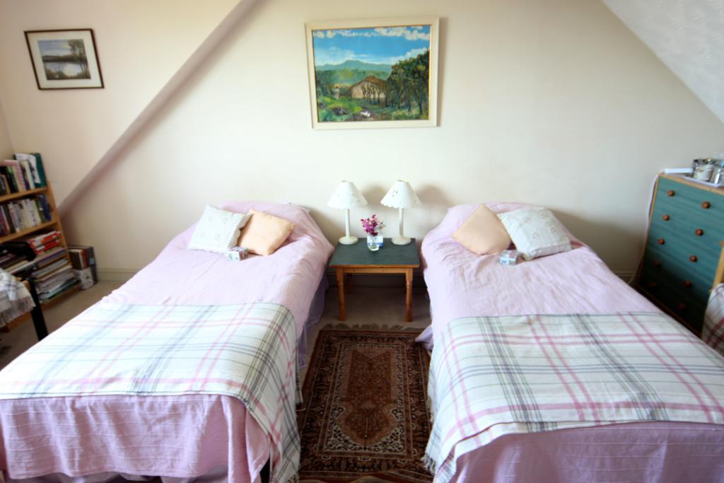 Doppel-/Zweibettzimmer mit Stadtblick