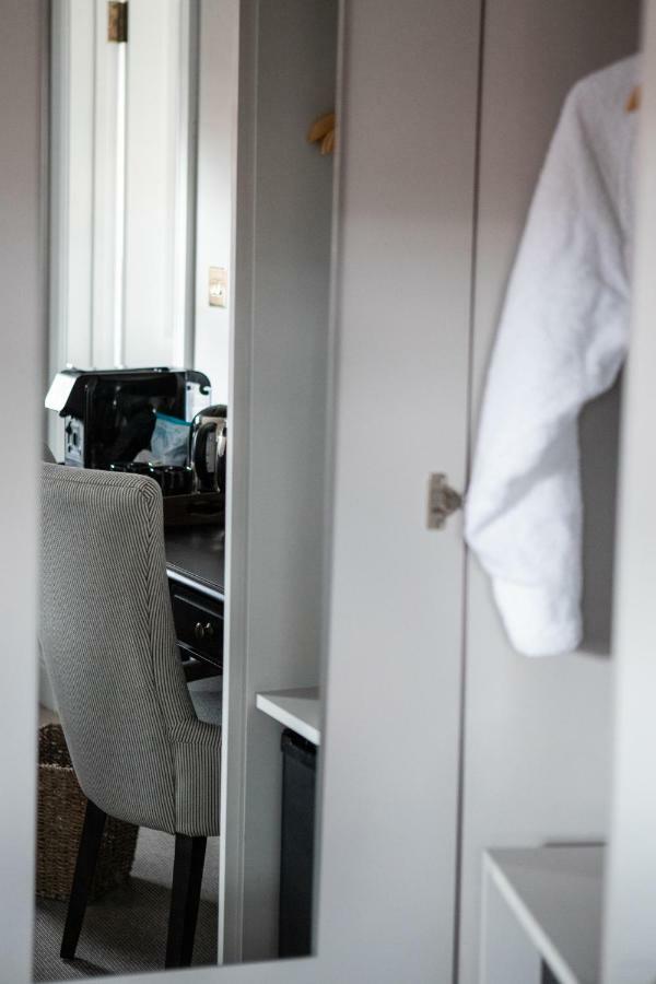 Deluxe Double Room Bath