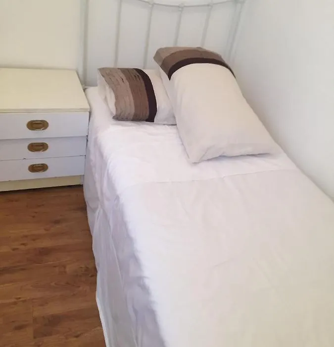 Devons Unique Short Stay-1