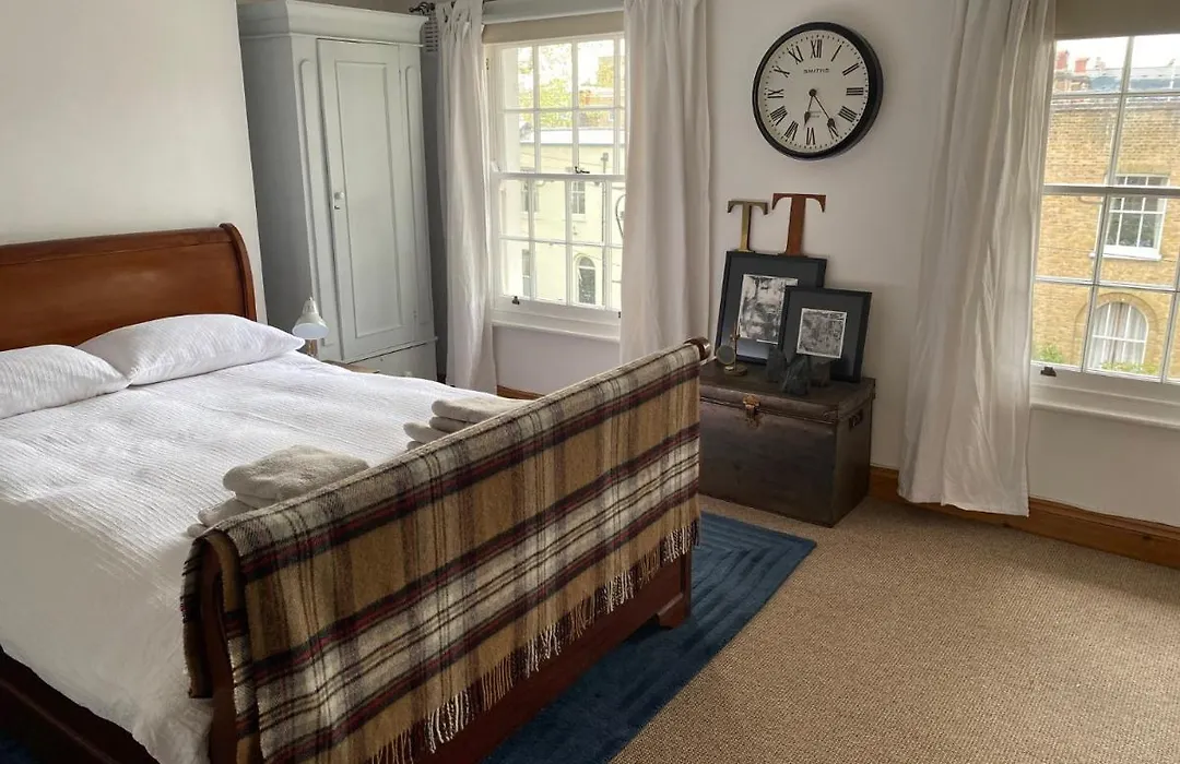 Stunning Georgian House & Garden In Camberwell Se London-1