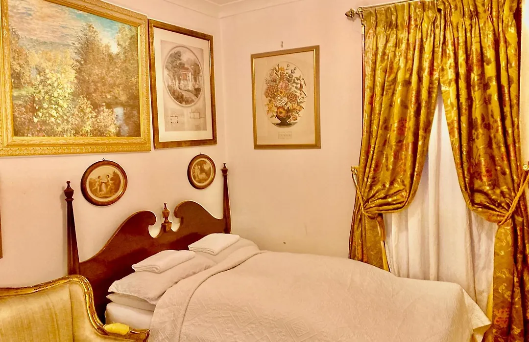 Quality And Very Good Value Private Accommodation In London Close To Notting Hill Zone 2-1