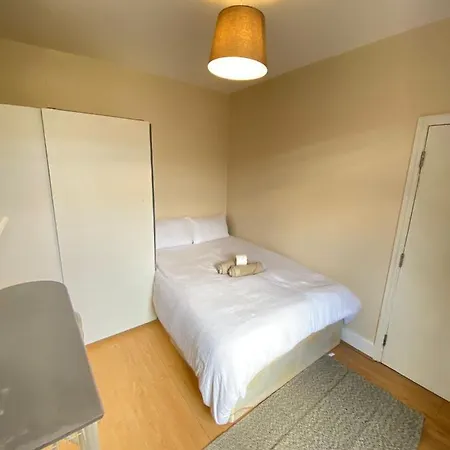 Seven Sister'S Rooms-2