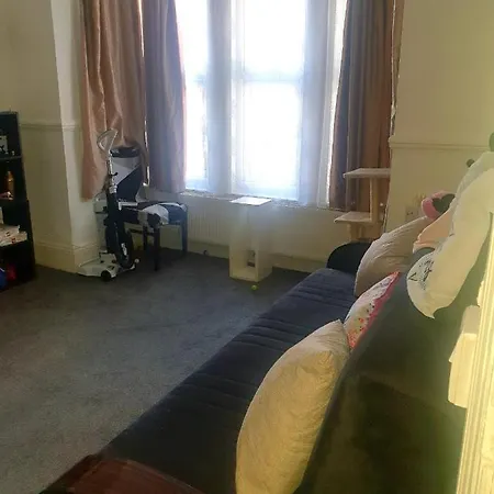Ema Apartment-3