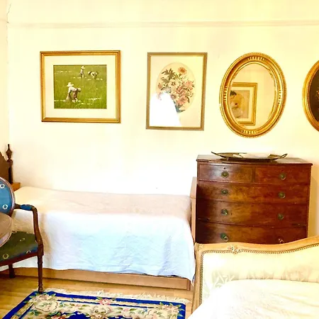 Quality And Very Good Value Private Accommodation In London Close To Notting Hill Zone 2-2