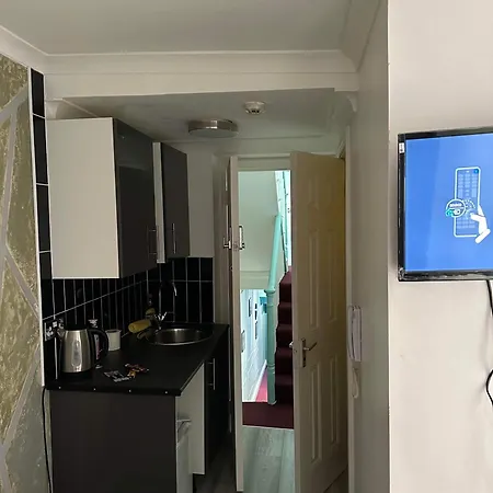 Single Room 9-3