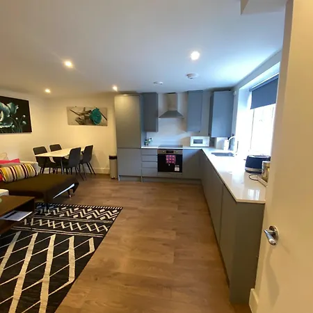 Stunning Rooms By Nine Elms Station-2