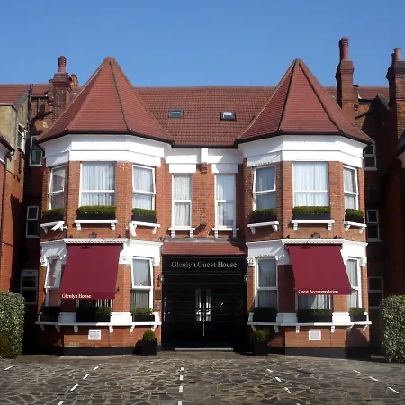 Glenlyn Hotel & Apartments-2