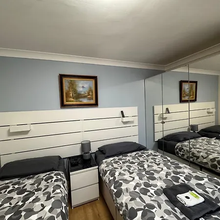Kensal Lodge Guest House-2