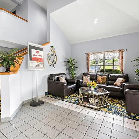 Econo Lodge London North-2