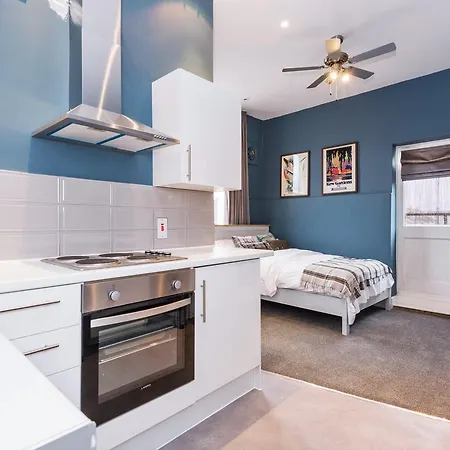 Summerfield Pub & Boutique Rooms-2