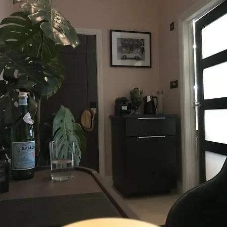 Sakkson House Rooms & Suites-3